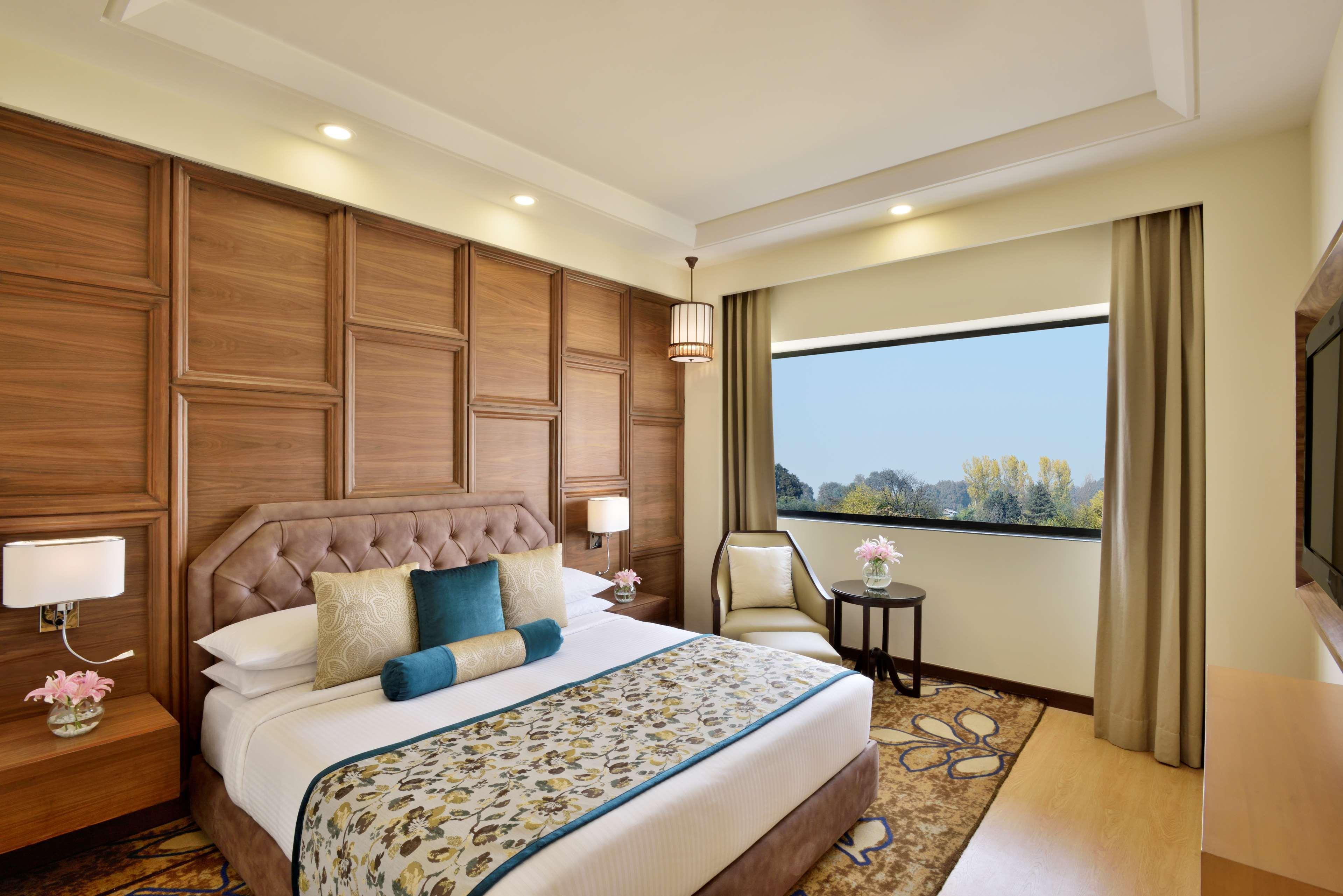Radisson Srinagar Hotel Luaran gambar